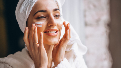 Track Consumer Behavior towards Skin Care Products using Mobile App